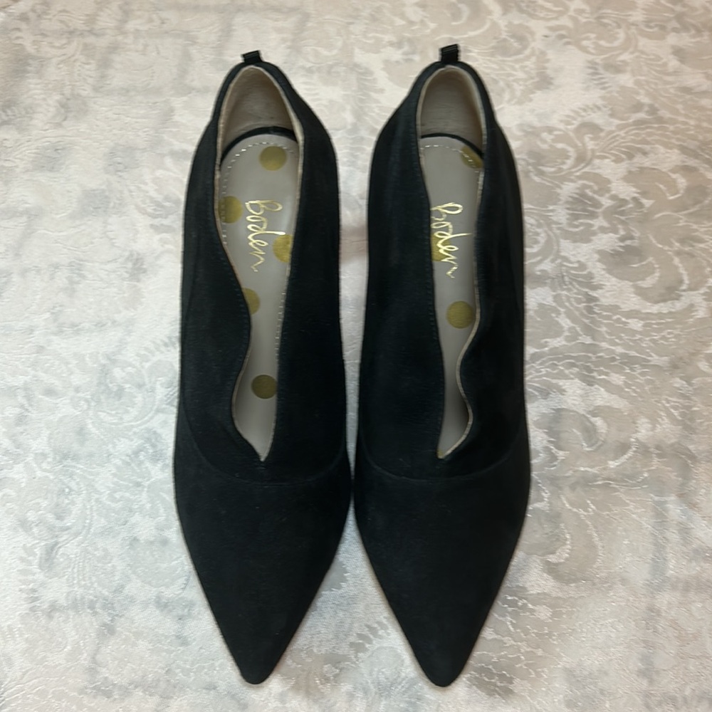 Boden Black Suede Bootie - V-Cut Heel Pumps, EU Size 36